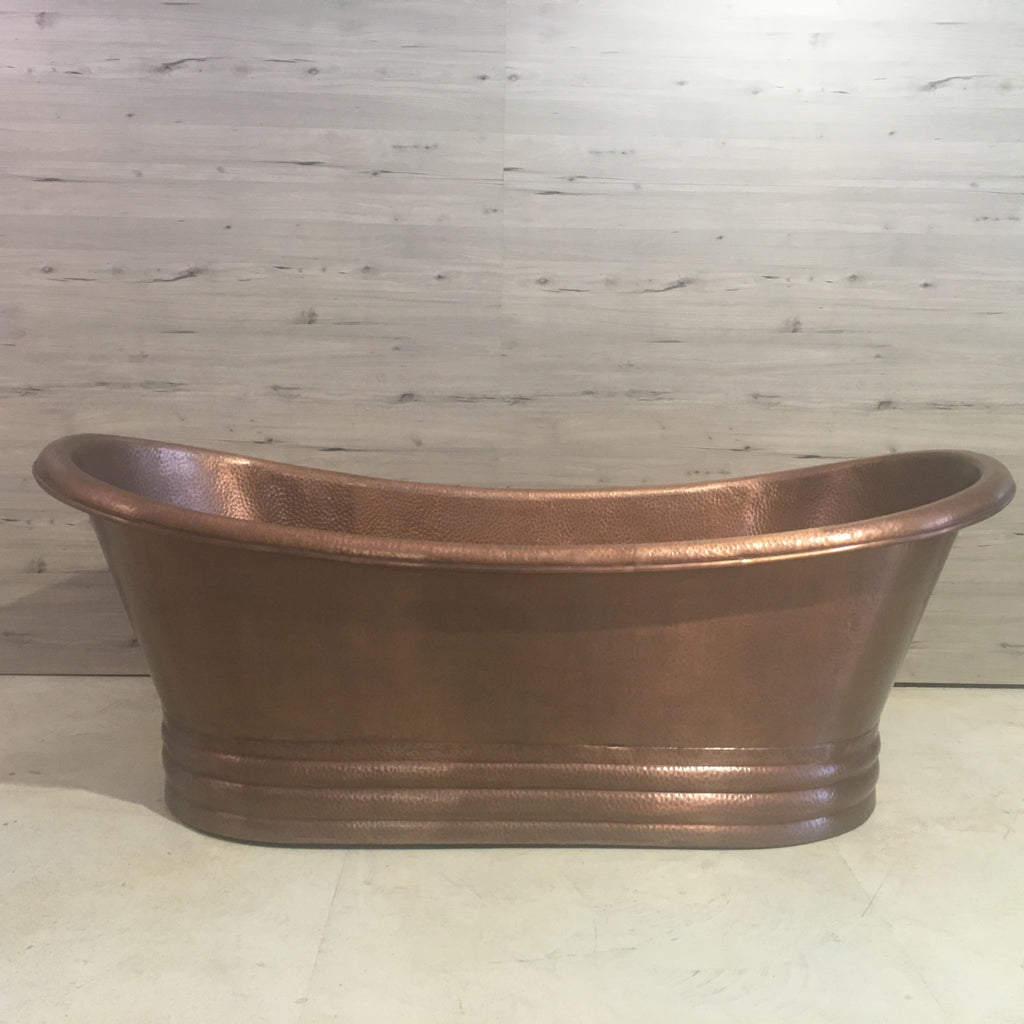 Hammered Freestanding Copper Bath